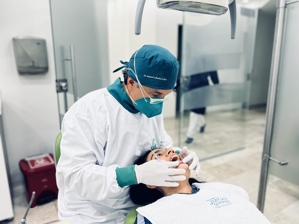 Dr. Manuel Zafra - Ortodoncista - Invisalign Doctor