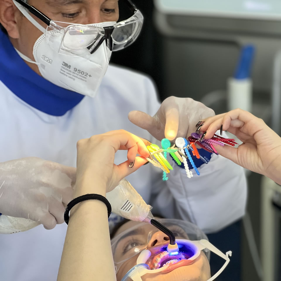 Dr. Manuel Zafra - Ortodoncista - Invisalign Doctor